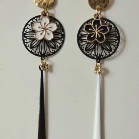 Boucles Black and White