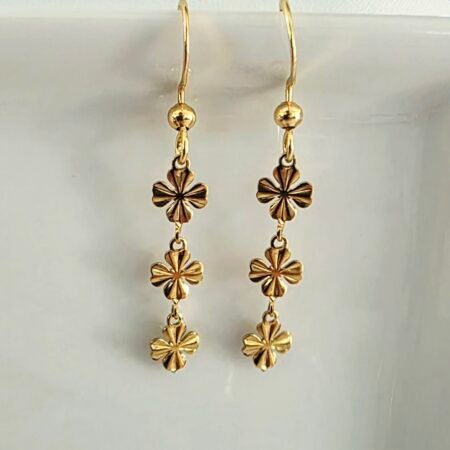 Boucles guirlande de fleurs